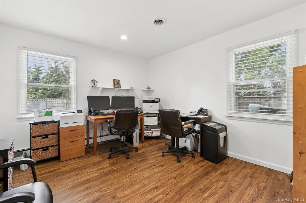 680 Westview Drive Mattituck NY 11952