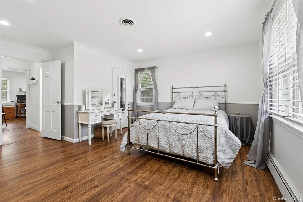 680 Westview Drive Mattituck NY 11952