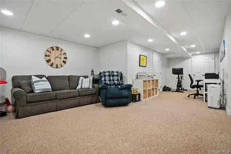 502 Essex Court Brewster NY 10509