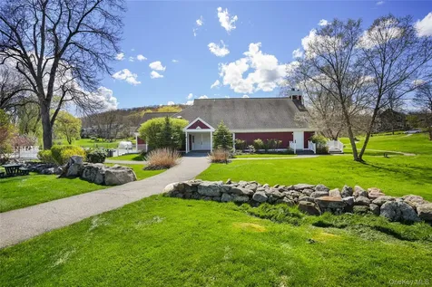 502 Essex Court Brewster NY 10509