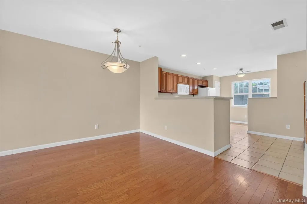 422 Highridge Court Peekskill NY 10566
