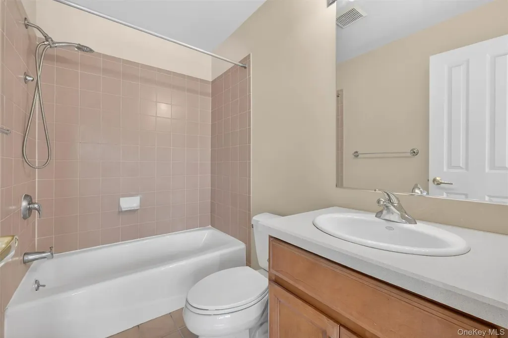 422 Highridge Court Peekskill NY 10566