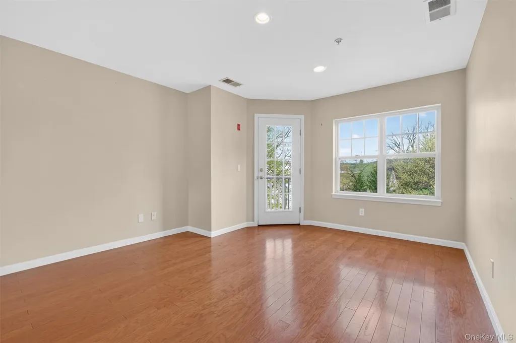422 Highridge Court Peekskill NY 10566
