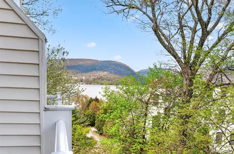 422 Highridge Court Peekskill NY 10566