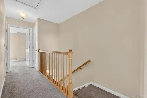 422 Highridge Court Peekskill NY 10566