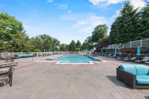 422 Highridge Court Peekskill NY 10566