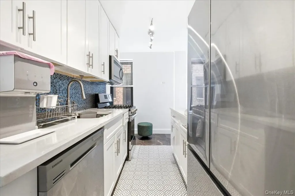 100-11 67th Road Forest Hills NY 11375