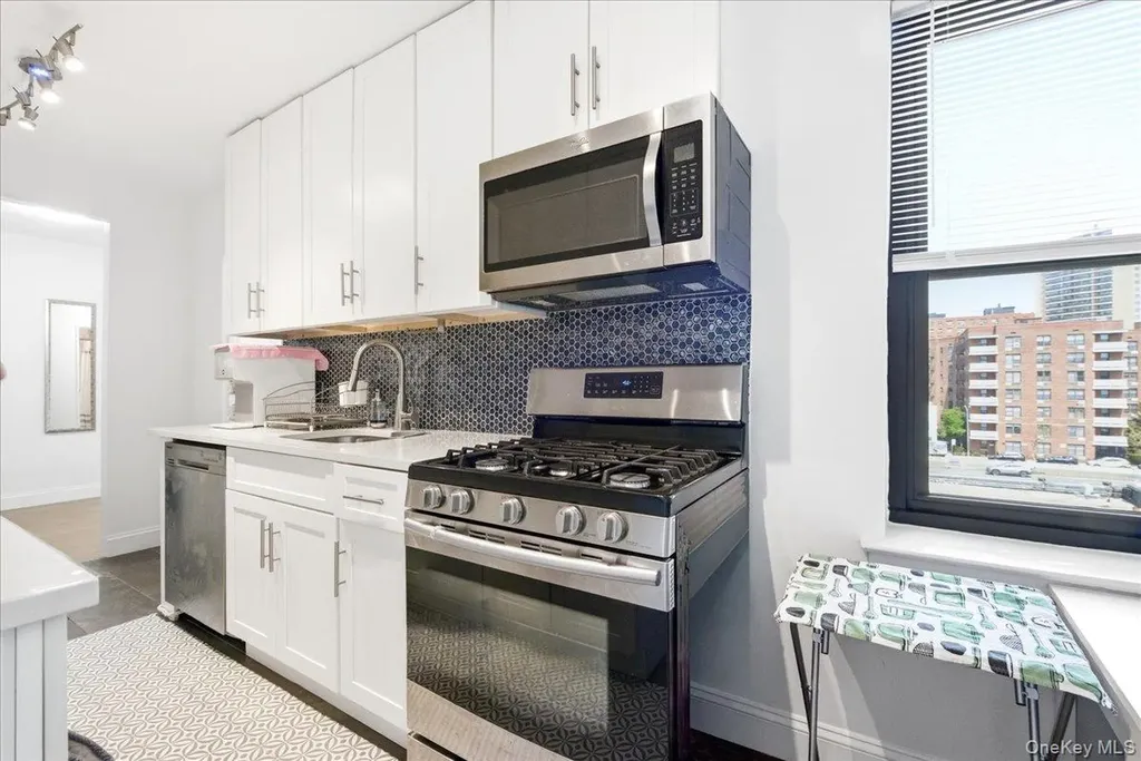 100-11 67th Road Forest Hills NY 11375