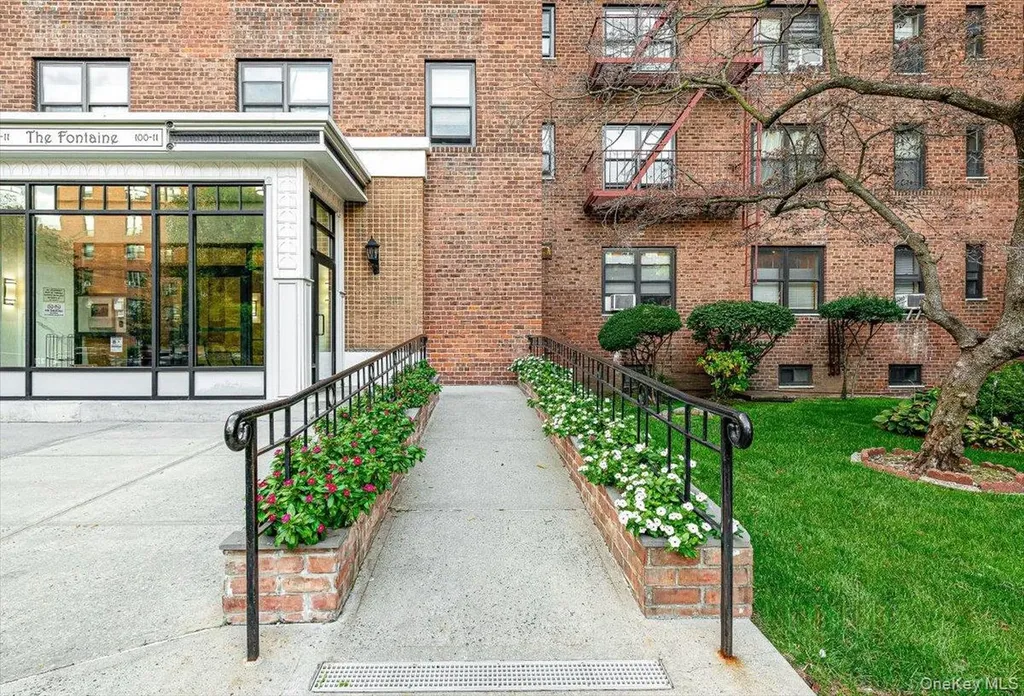 100-11 67th Road Forest Hills NY 11375