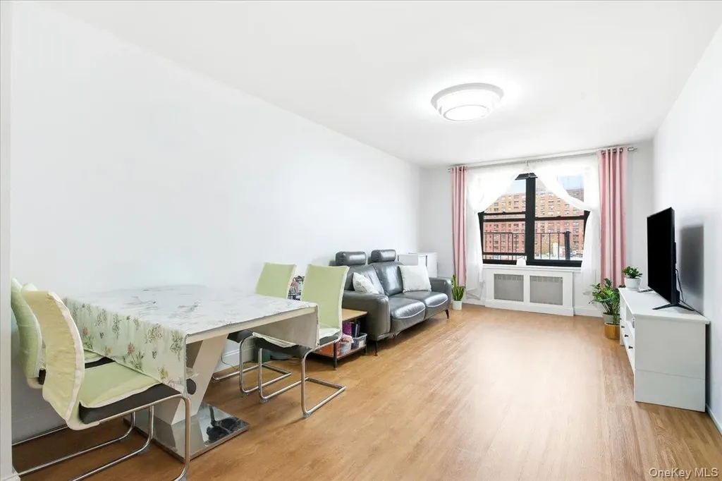 100-11 67th Road Forest Hills NY 11375