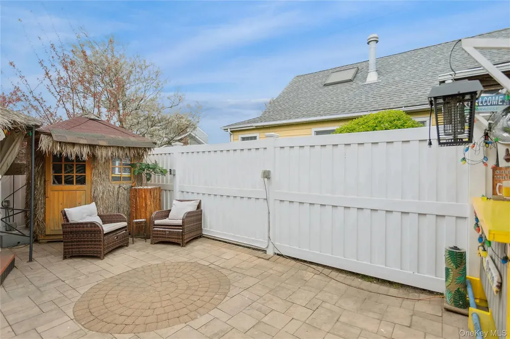 2064 Atlantic Boulevard Atlantic Beach NY 11509