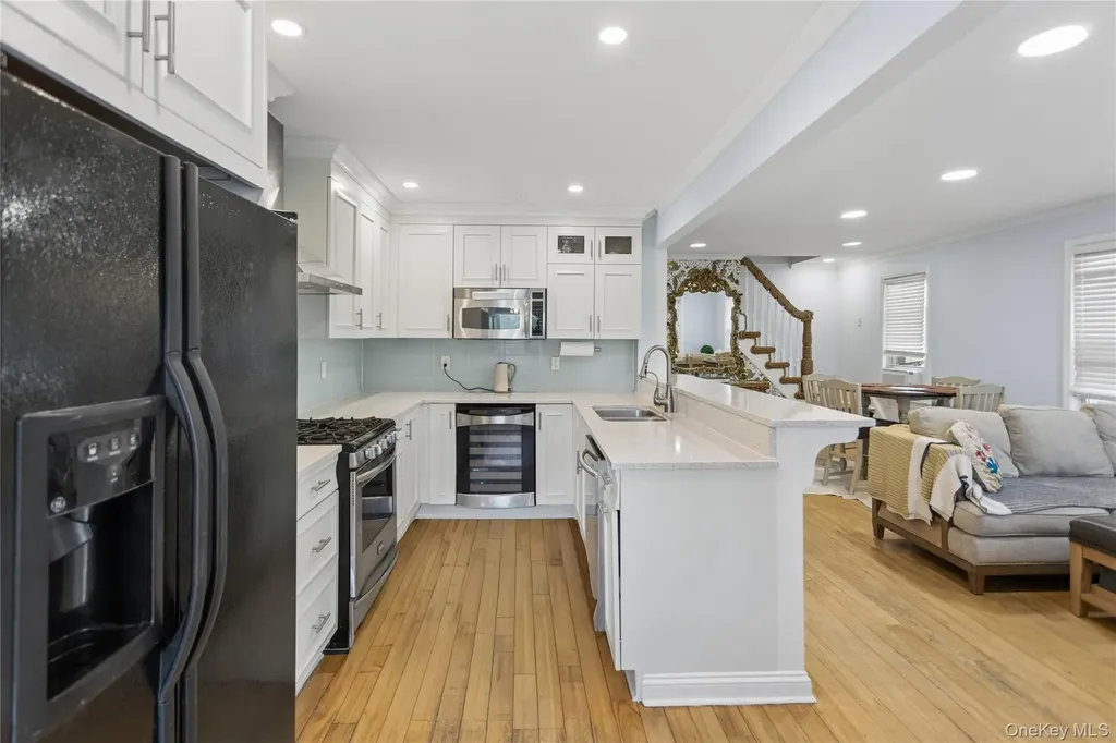2064 Atlantic Boulevard Atlantic Beach NY 11509