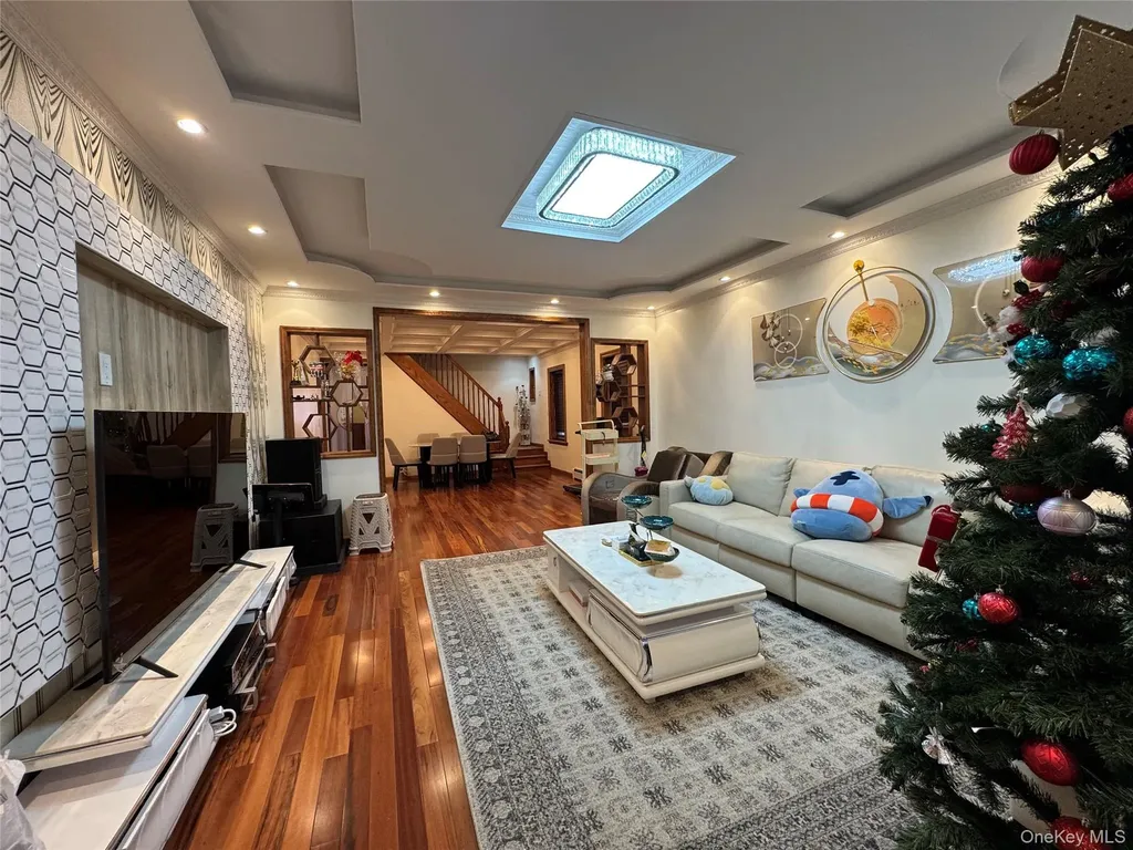 2027 E 35th Street Brooklyn NY 11234