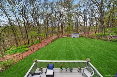 25 Di Rubbo Drive Cortlandt Manor NY 10567