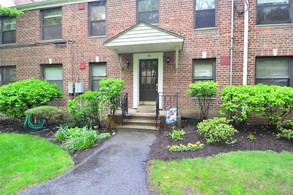 40 Rockledge Road Hartsdale NY 10530