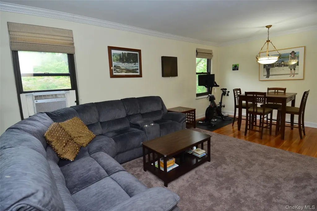 40 Rockledge Road Hartsdale NY 10530