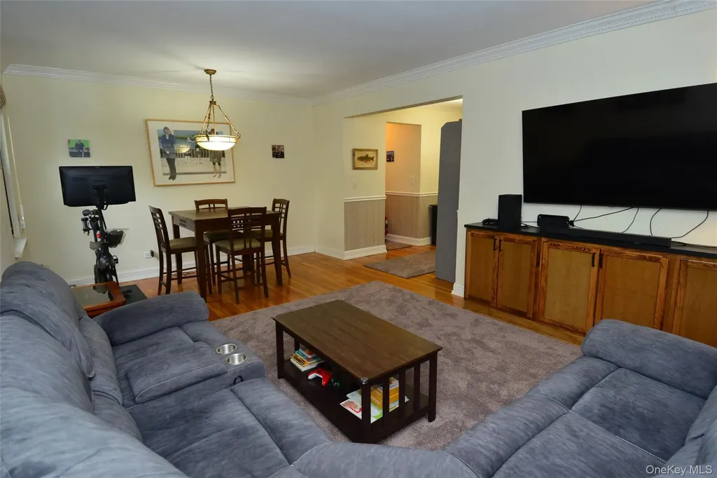 40 Rockledge Road Hartsdale NY 10530