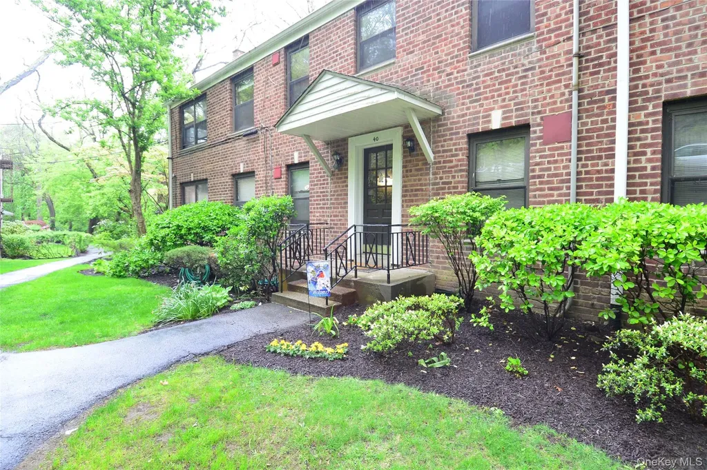 40 Rockledge Road Hartsdale NY 10530