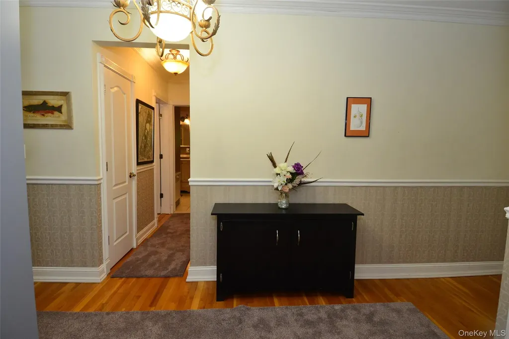 40 Rockledge Road Hartsdale NY 10530