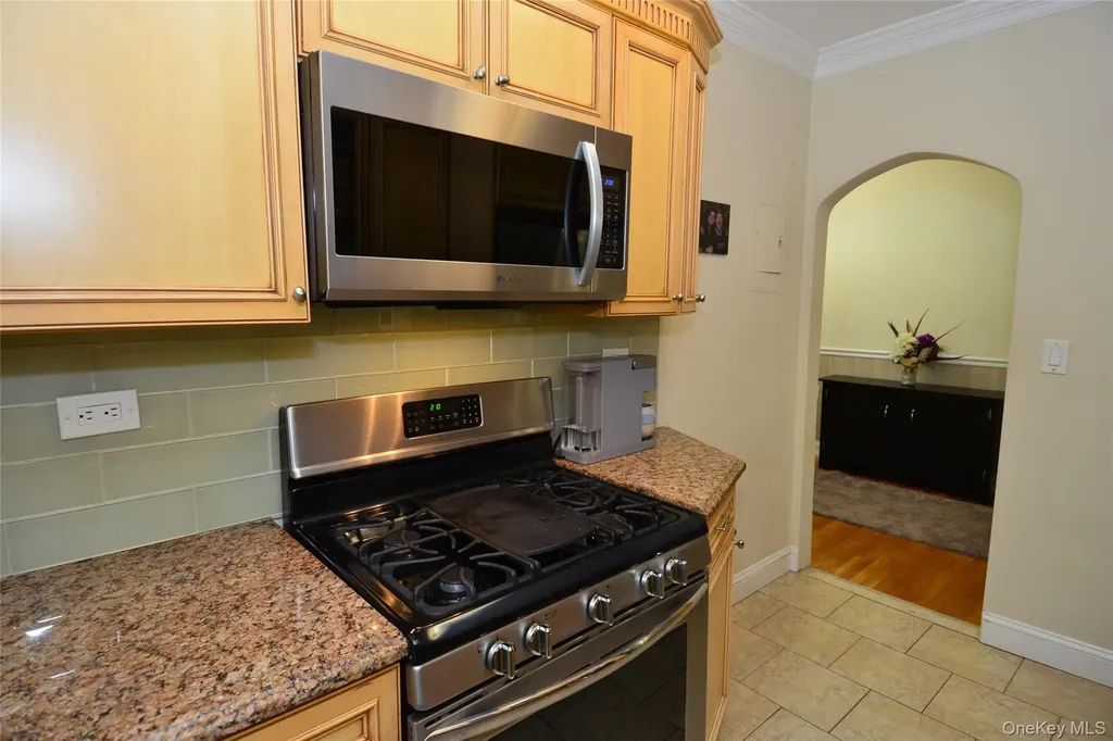 40 Rockledge Road Hartsdale NY 10530