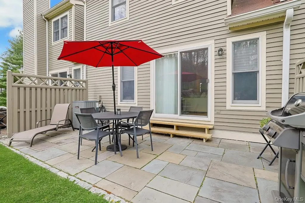 1502 Regent Drive Mount Kisco NY 10549