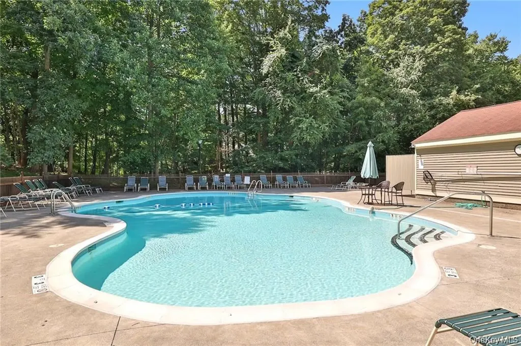 1502 Regent Drive Mount Kisco NY 10549