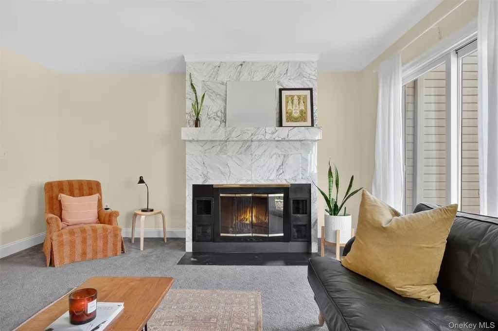 11 Squires Gate Poughkeepsie NY 12603