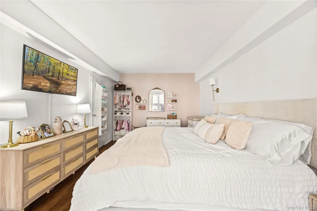 800 Grand Bronx NY 10451