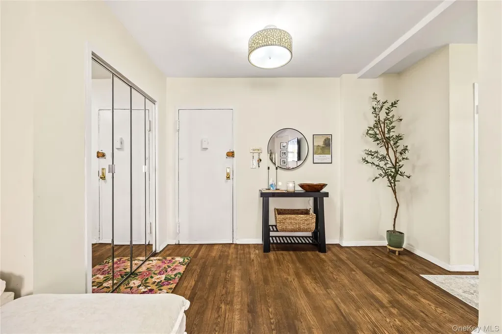 800 Grand Bronx NY 10451