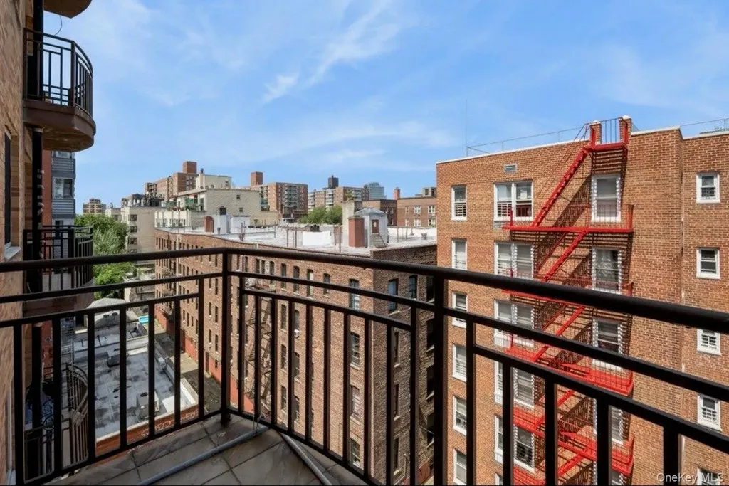141-05 Cherry Avenue Flushing NY 11355
