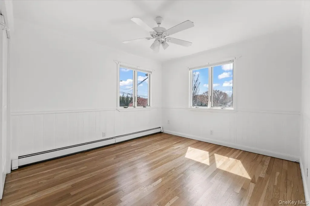 7 Waterview Avenue Massapequa NY 11758