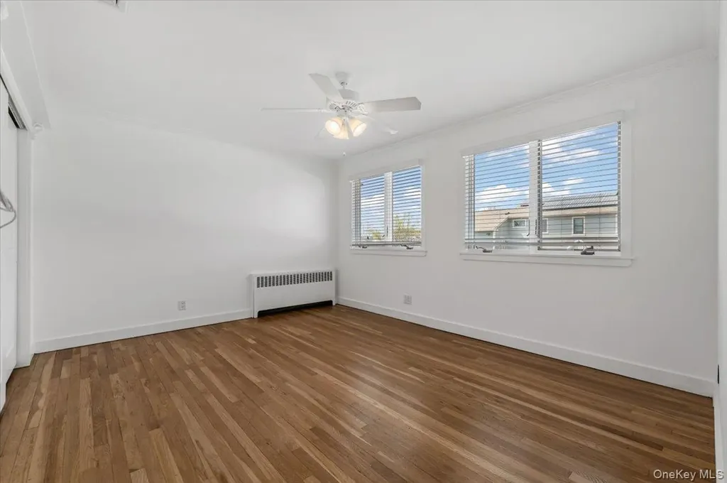 7 Waterview Avenue Massapequa NY 11758