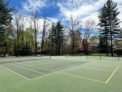 18 Windemere Way Woodbury NY 11797