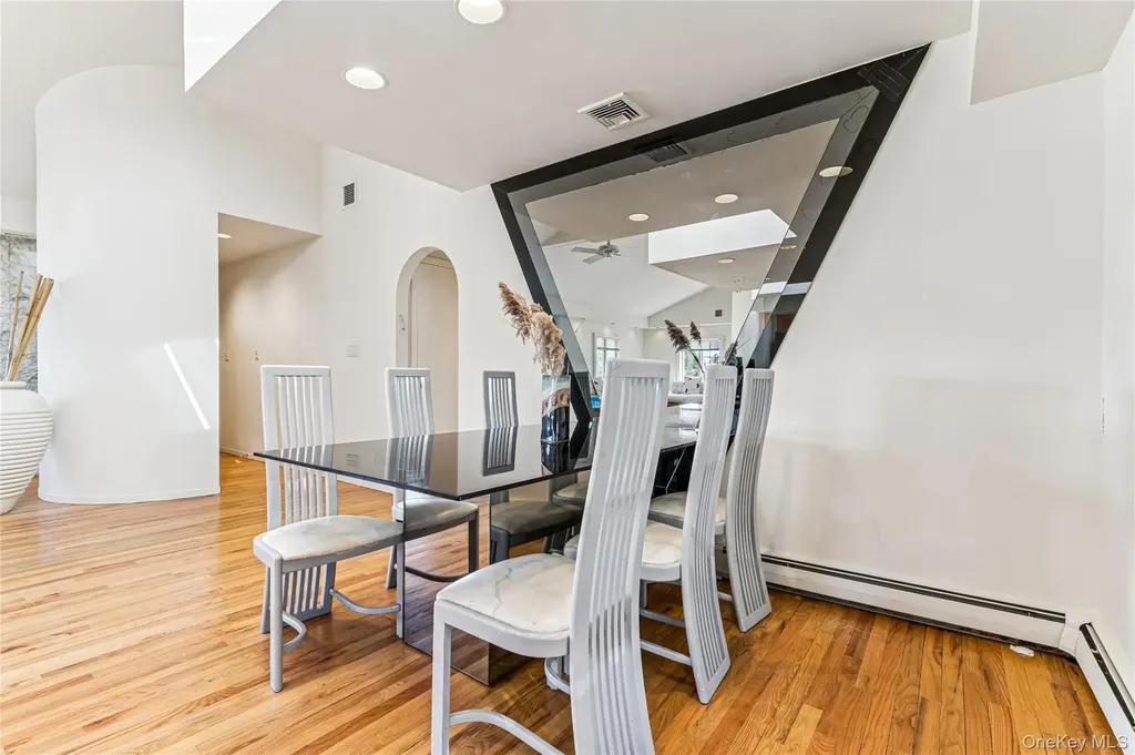 22 Meadow Lane Westhampton Beach NY 11978