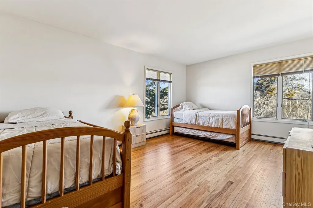 22 Meadow Lane Westhampton Beach NY 11978