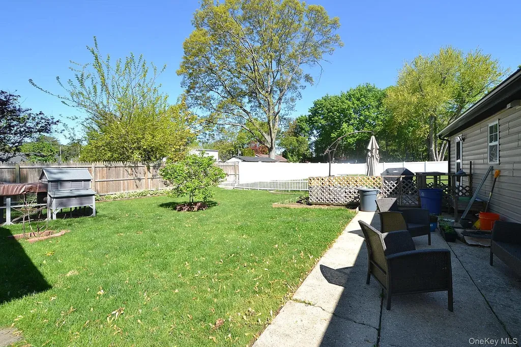 1616 Baldwin Boulevard Bay Shore NY 11706