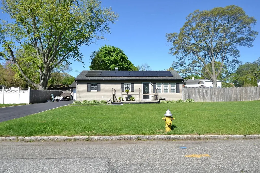 1616 Baldwin Boulevard Bay Shore NY 11706