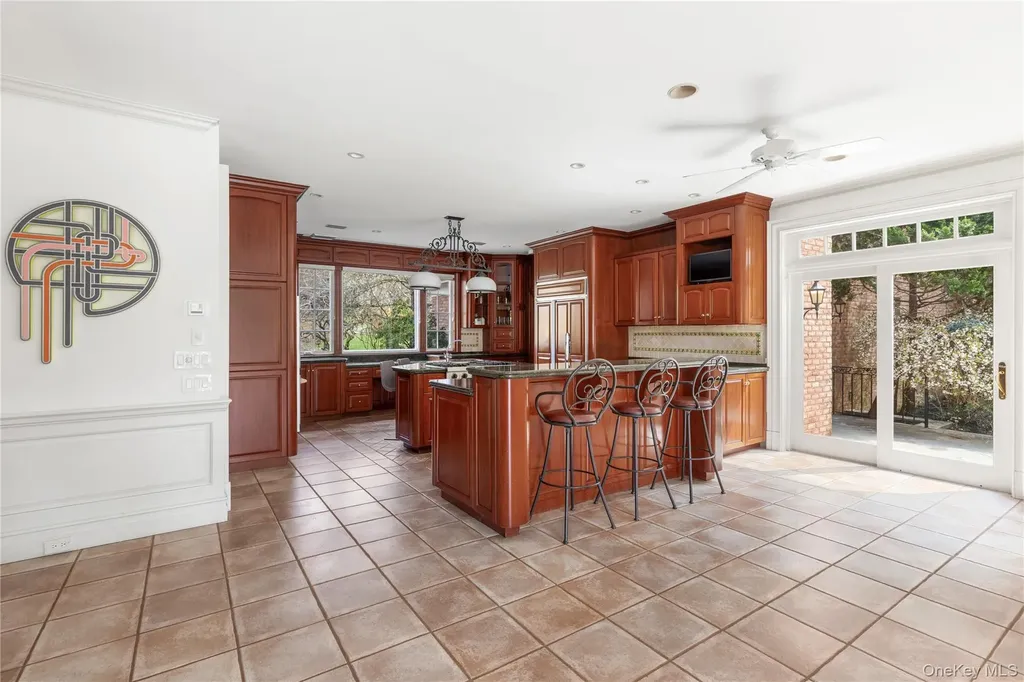 38 Ormond Park Road Brookville NY 11545