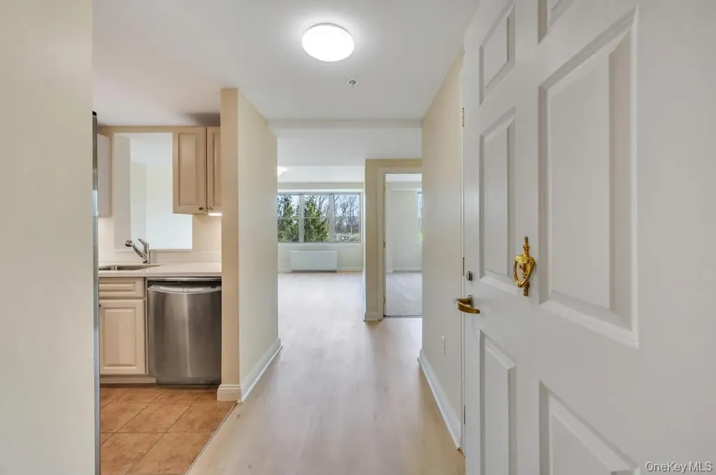 300 E Overlook Port Washington NY 11050