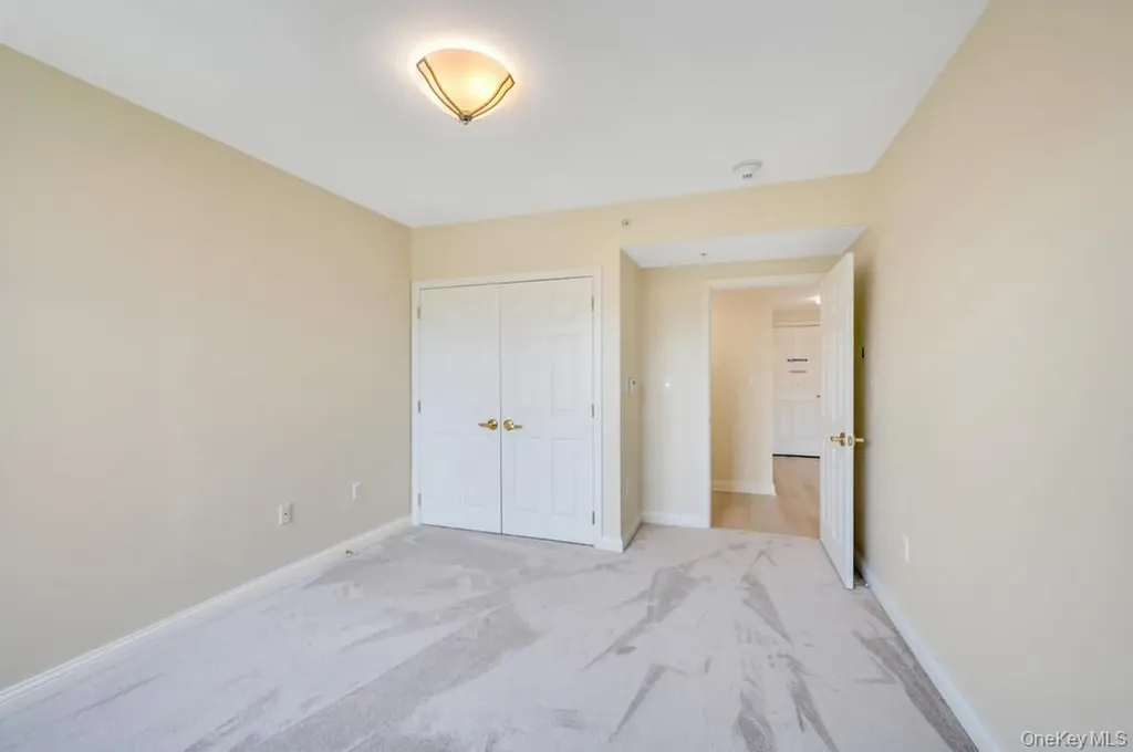 300 E Overlook Port Washington NY 11050