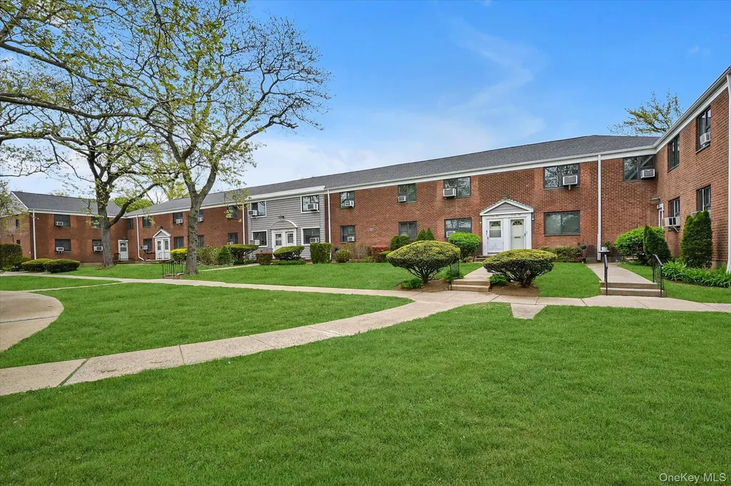 218-16 68th Avenue Bayside NY 11364