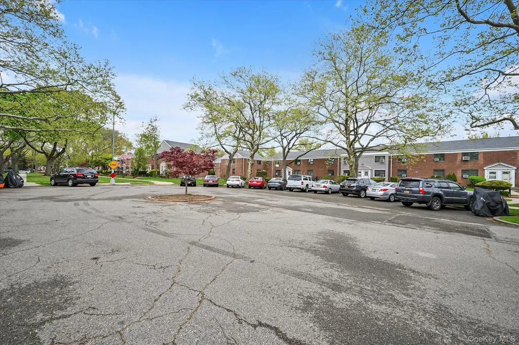 218-16 68th Avenue Bayside NY 11364