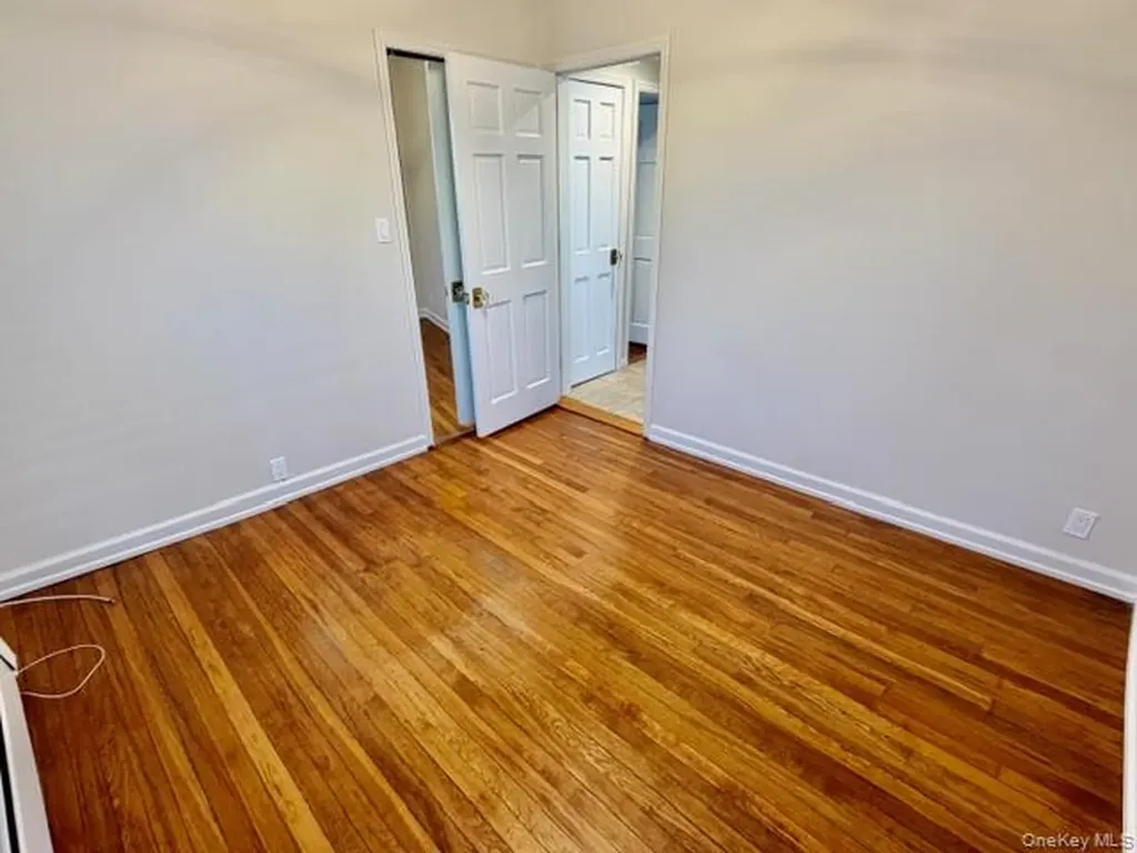 211 W Walnut Long Beach NY 11561
