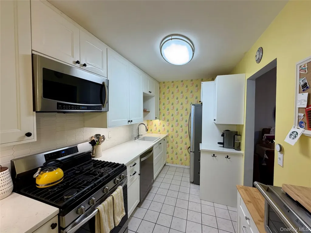 333 E Broadway Long Beach NY 11561