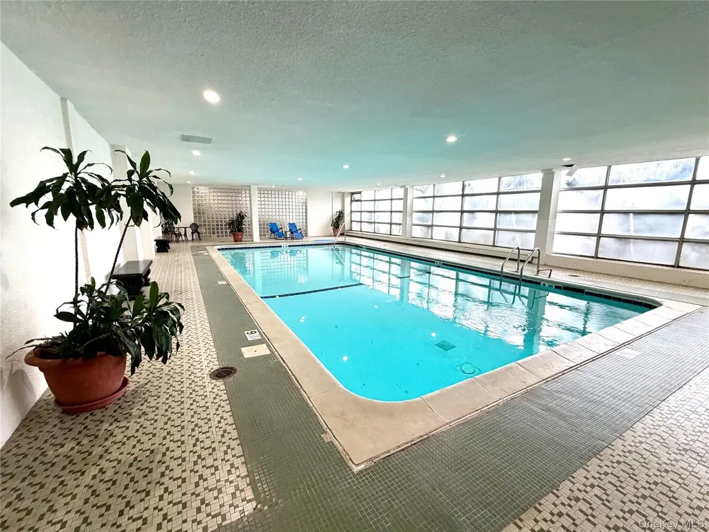 333 E Broadway Long Beach NY 11561