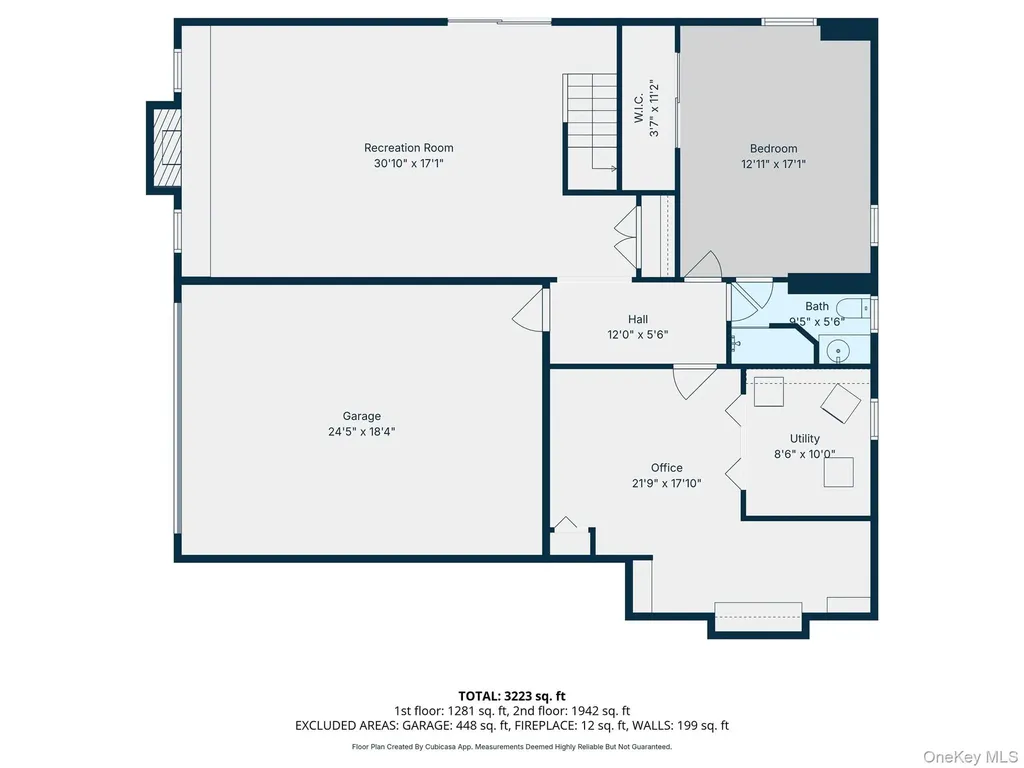 9 Oakwood Circle Roslyn NY 11576