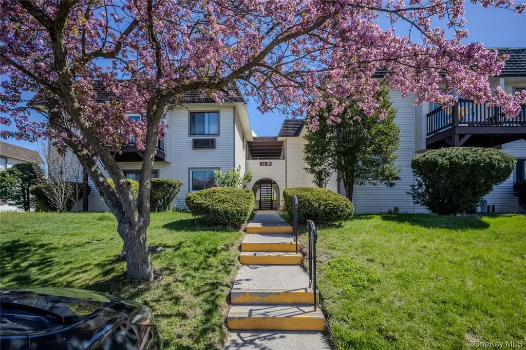 24 Village Park Drive Fishkill NY 12524