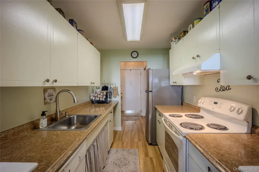 24 Village Park Drive Fishkill NY 12524