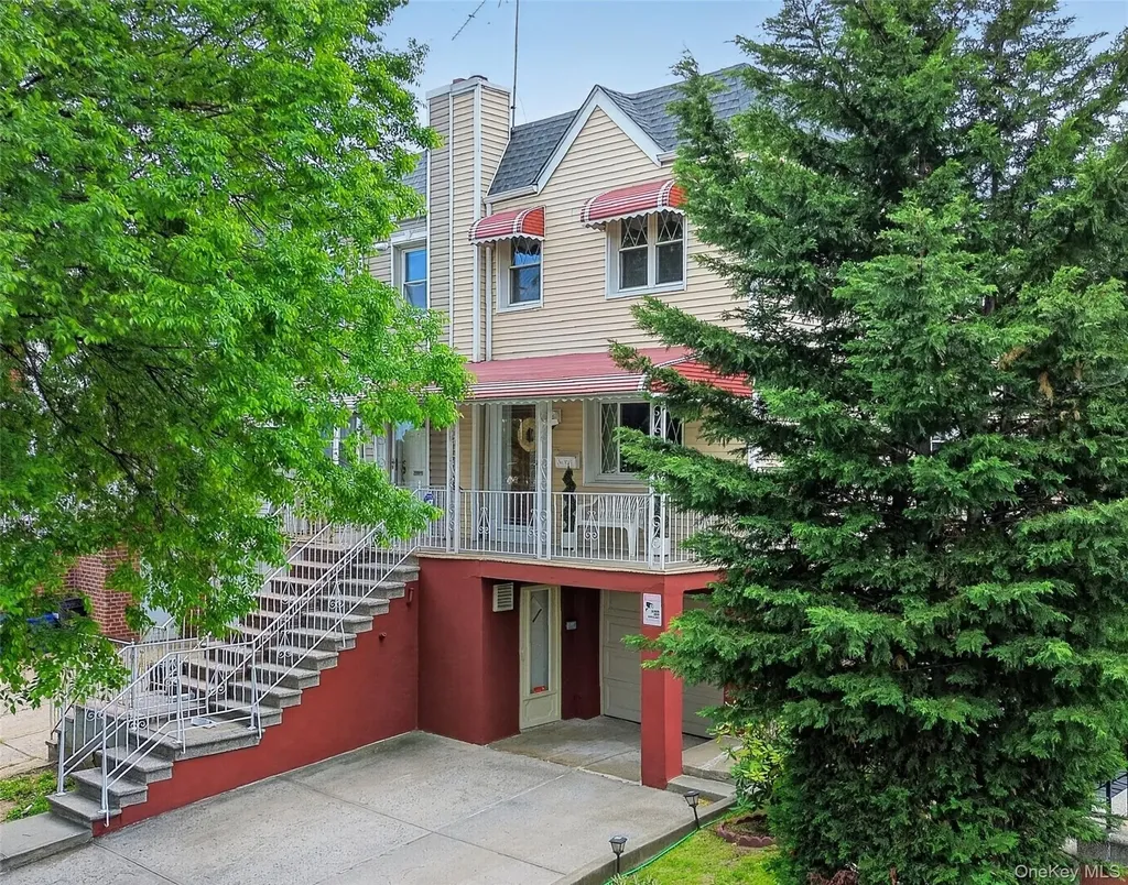 3215 Bruckner Boulevard Bronx NY 10461