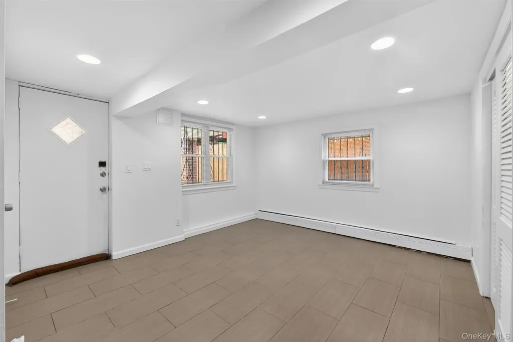 3215 Bruckner Boulevard Bronx NY 10461